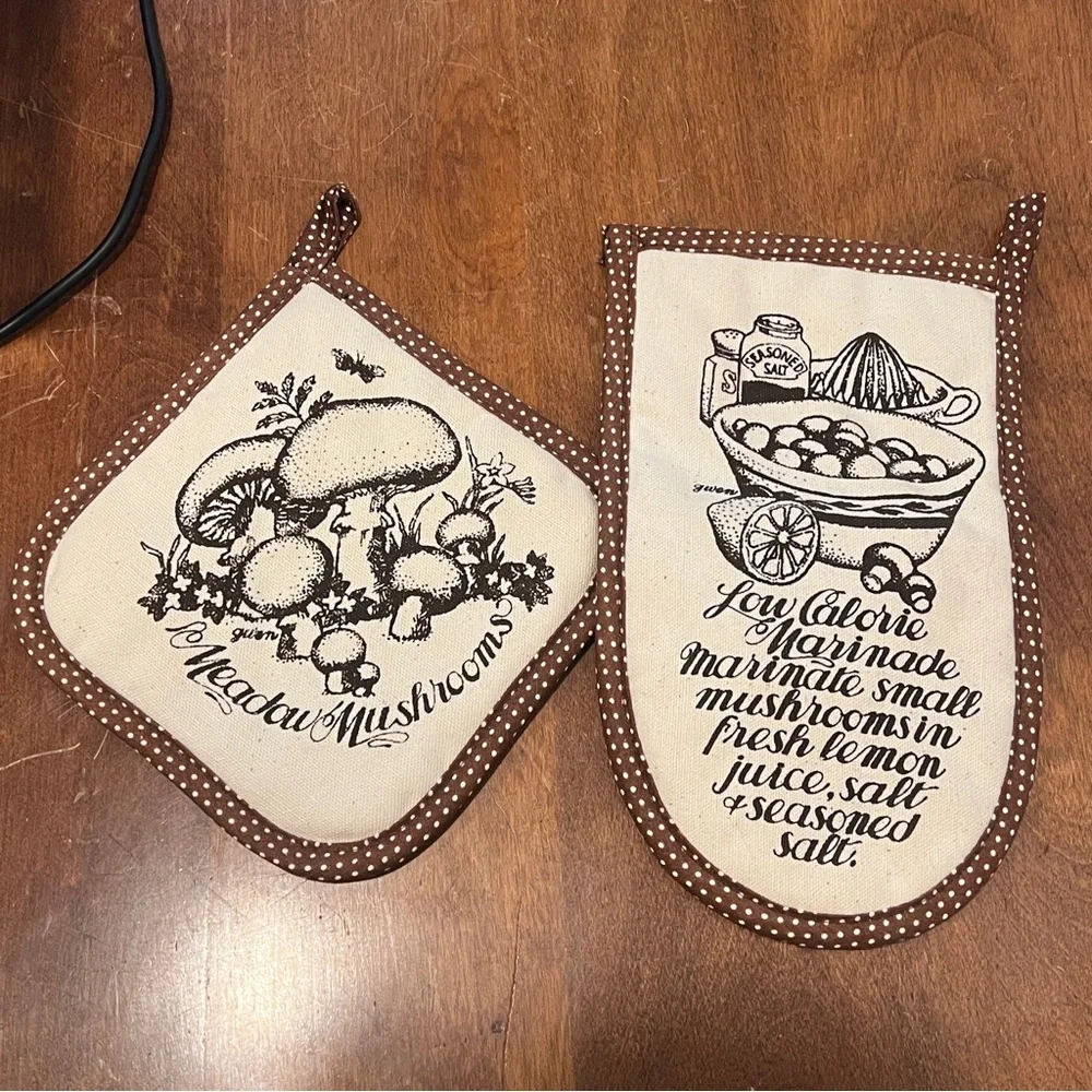 Vintage‎ Mushroom Print Kitchen Towel Mitt Hot Pad Set of 3 Cannon GWEN Artist